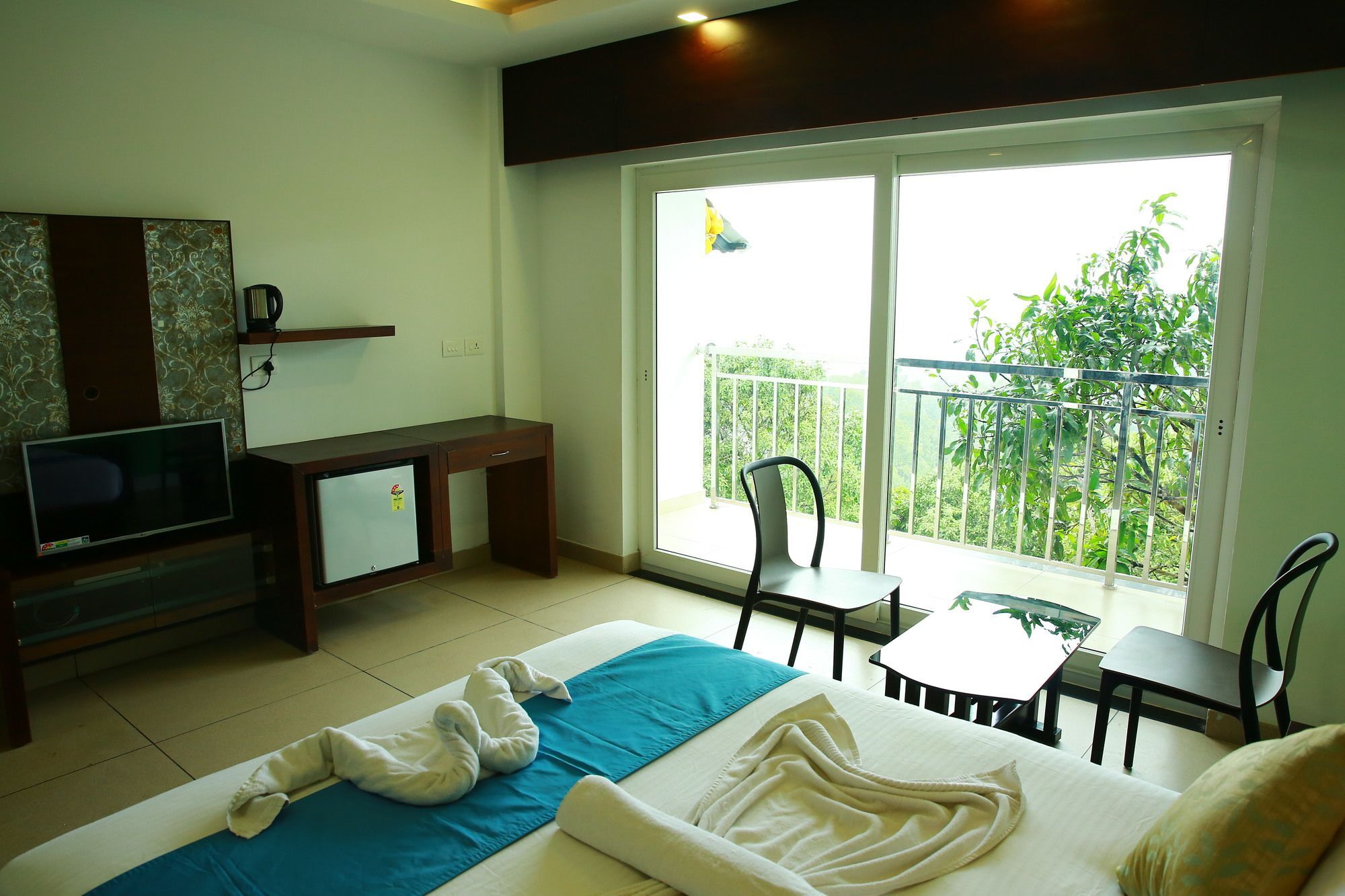 The Lake View Munnar Bagian luar foto