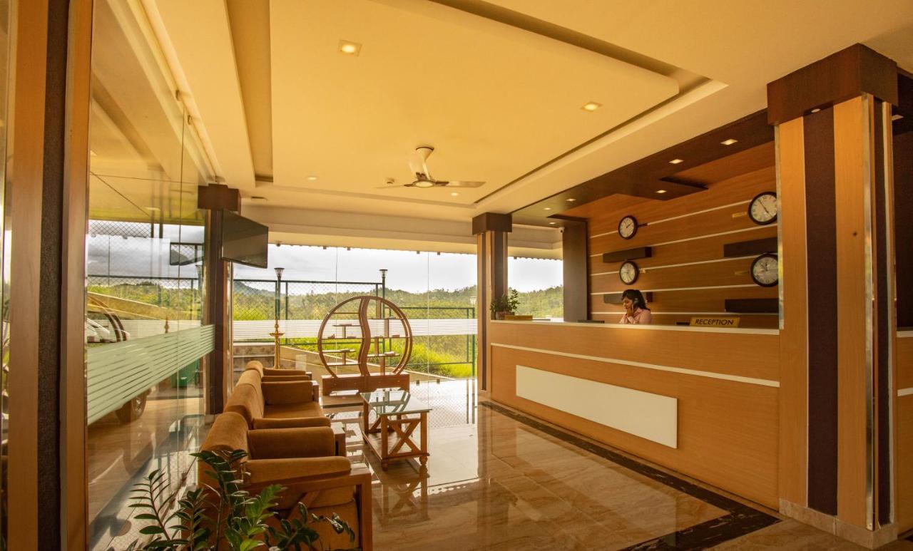The Lake View Munnar Bagian luar foto